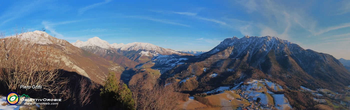 37 Bella vista sulla conca di Oltre il Colle e i suoi monti.jpg